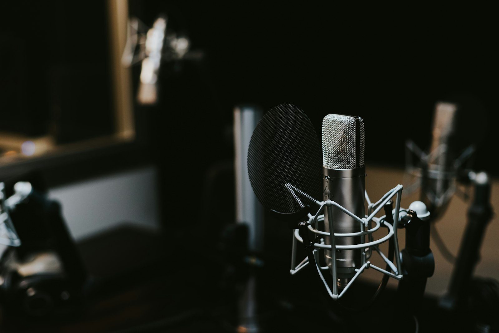 Microphone de studio pour podcast et production audio